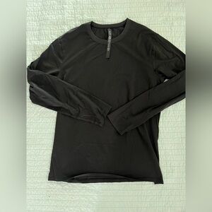 lululemon athletica Black Long-Sleeve Crewneck Tee
